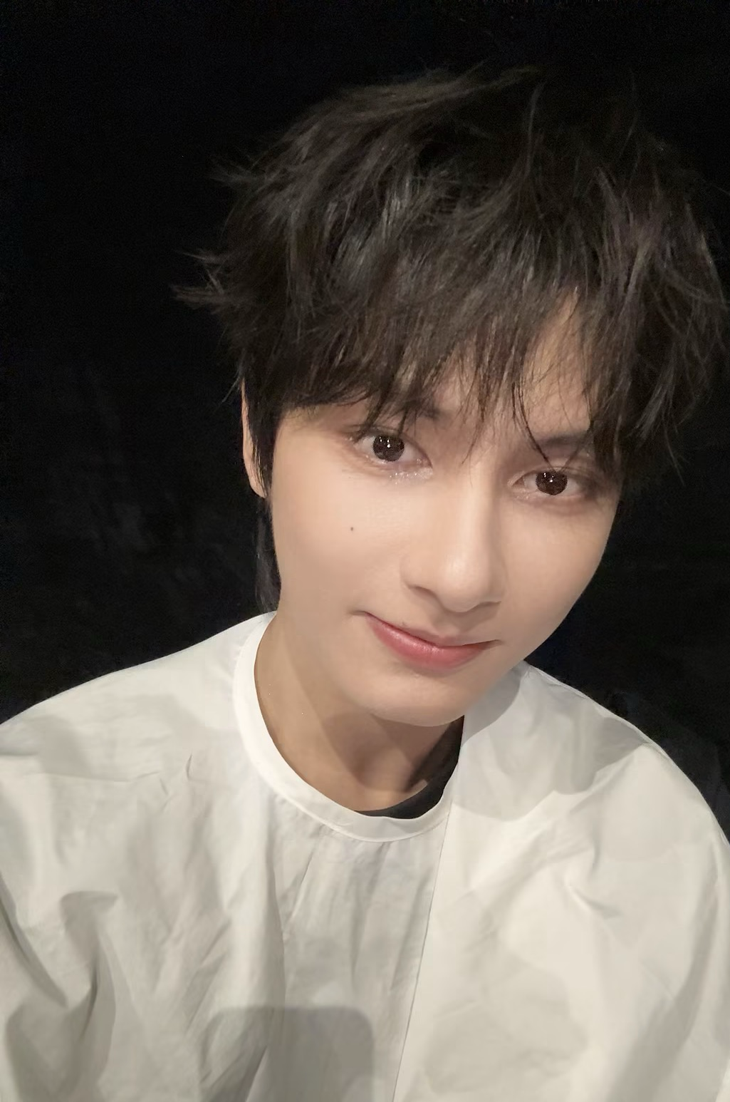 Behind-the-scenes cut of Wen Junhui
