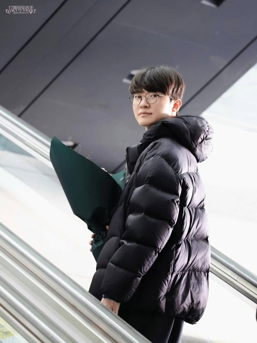 Latest photo of Faker
