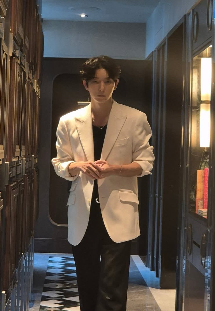 A moment captured by a fan of Lee Joongi