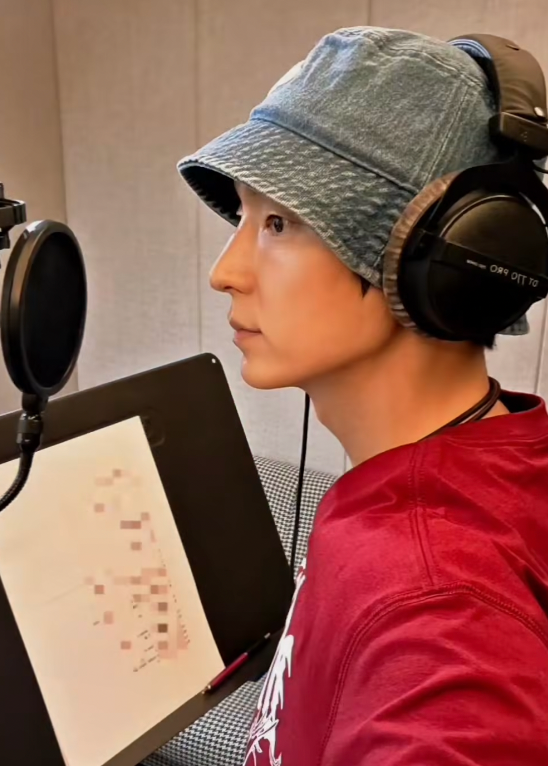 Recent activity shot of Lee Joongi