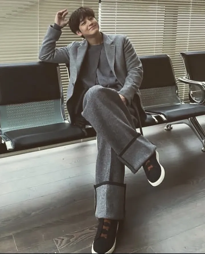 Behind-the-scenes cut of Kim Bum