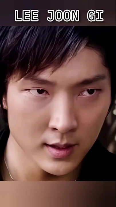 Behind-the-scenes cut of Lee Joongi