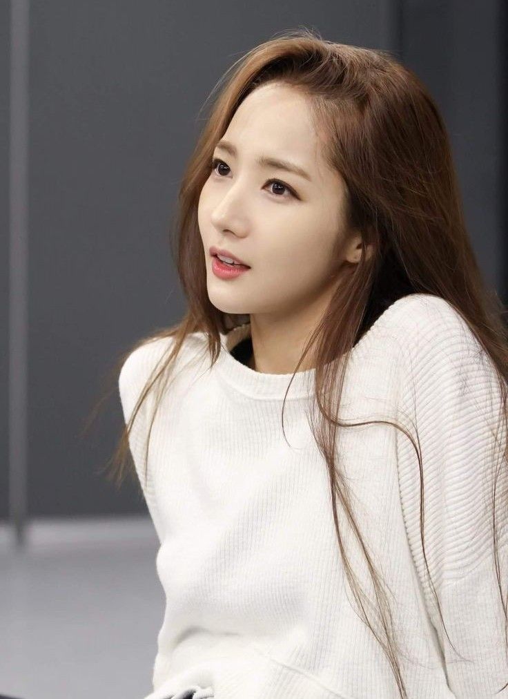 パク・ミニョンのビハインドカット