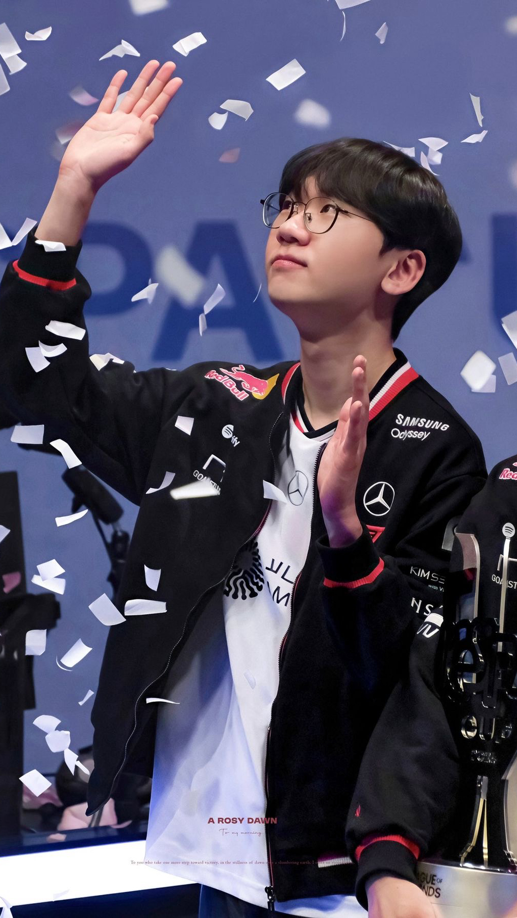 Emotional wallpaper shared by fans for Doran