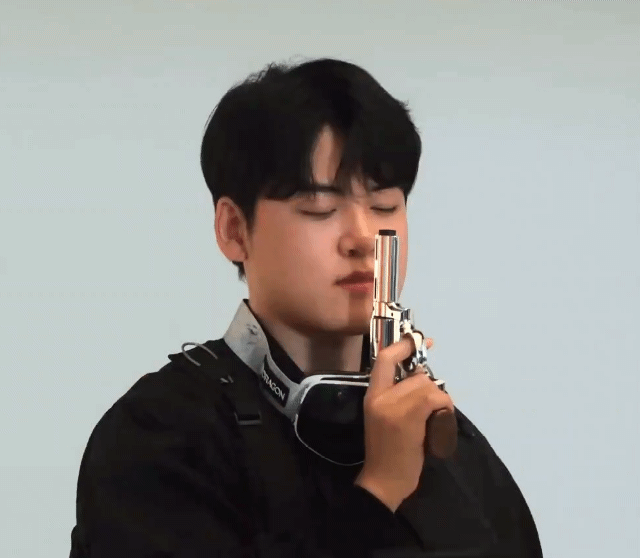 Gumayusi的最新照片