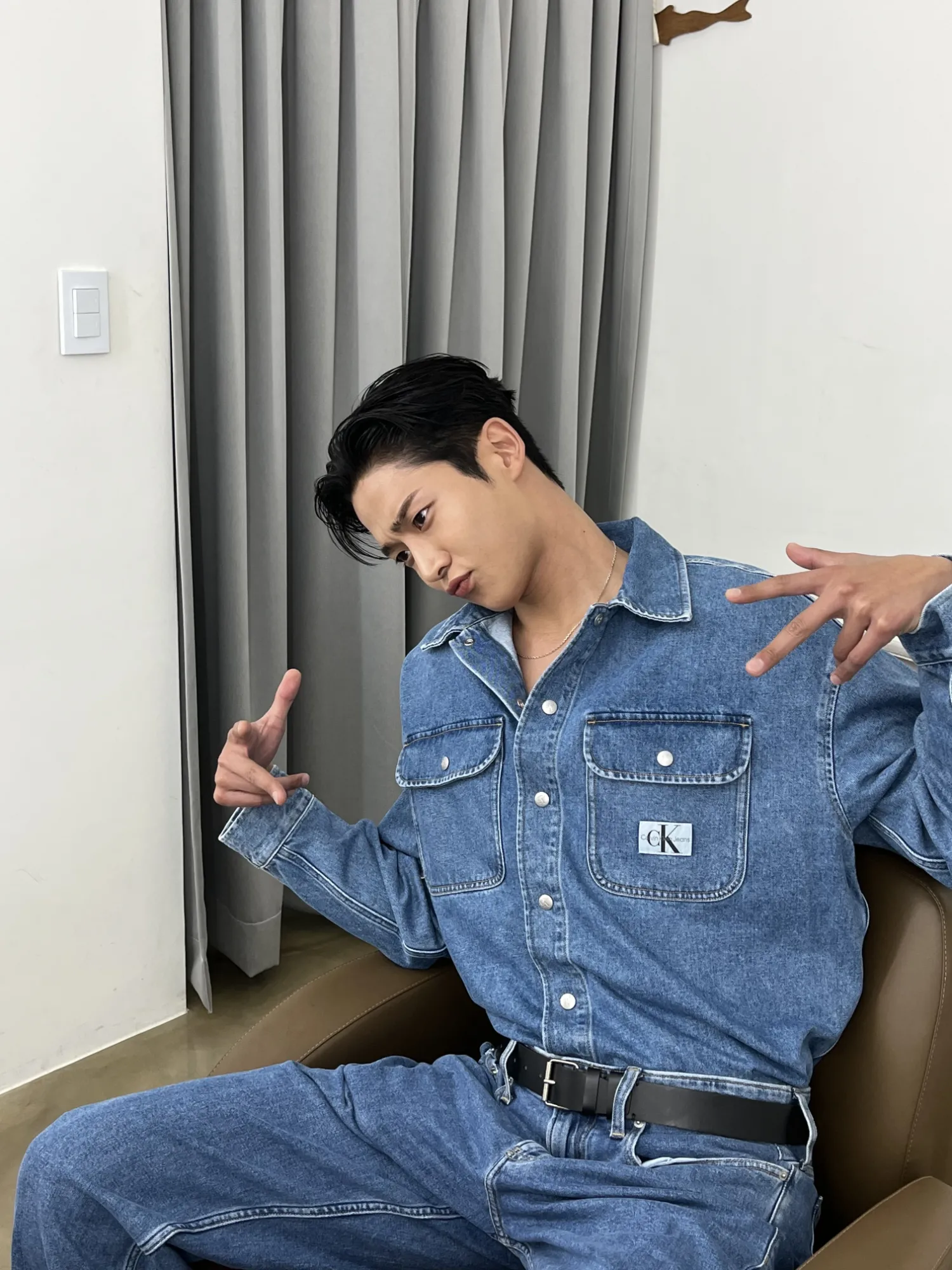 Cuplikan di balik layar dari Rowoon
