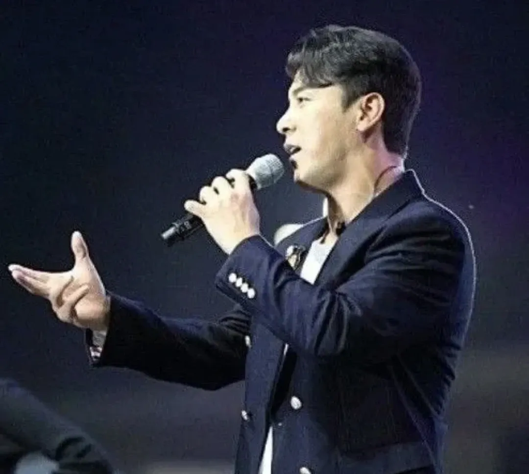 Recent activity shot of Jang Minho