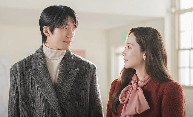 Behind-the-scenes cut of Park Minyoung