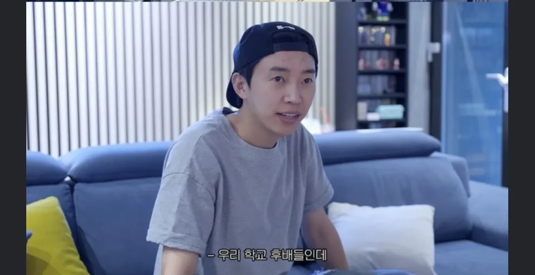 Behind-the-scenes cut of Lim Youngwoong