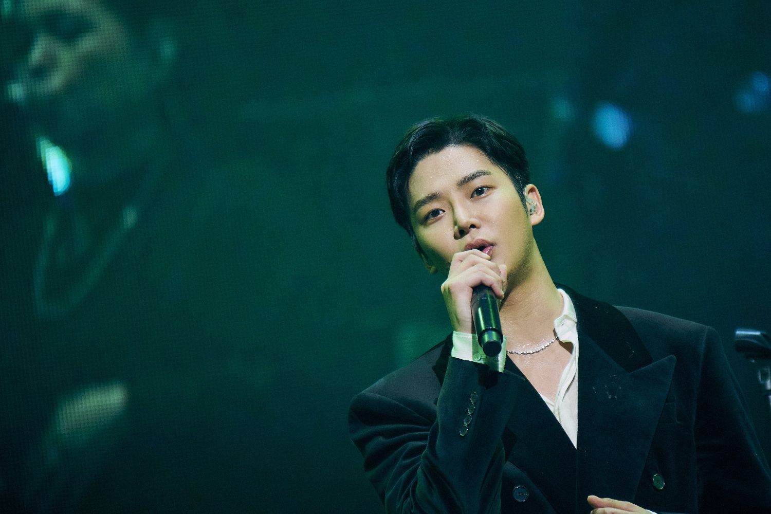 Foto terbaru dari Rowoon