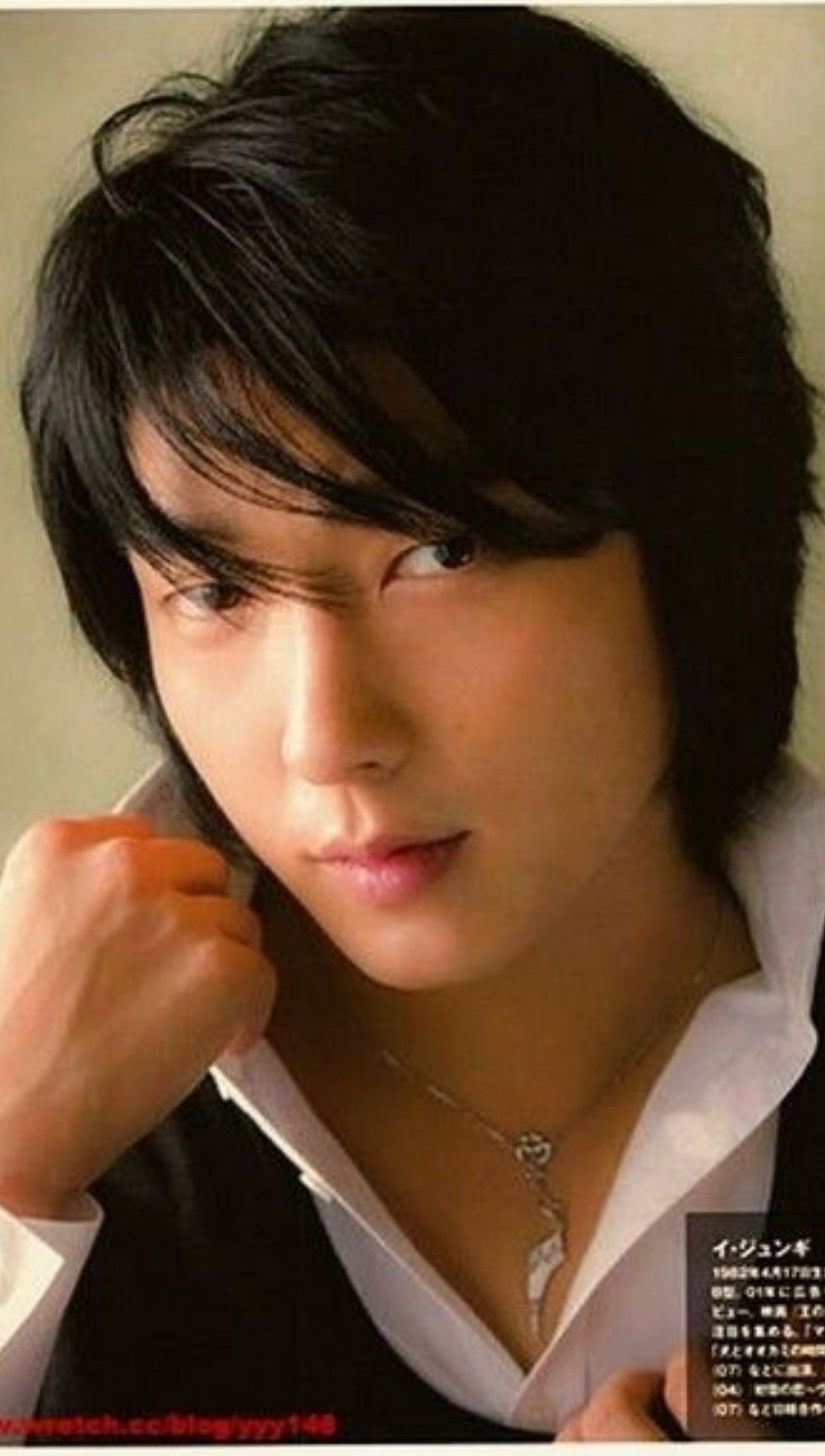 A moment captured by a fan of Lee Joongi