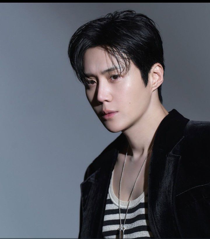 Behind-the-scenes cut of Kim Seonho