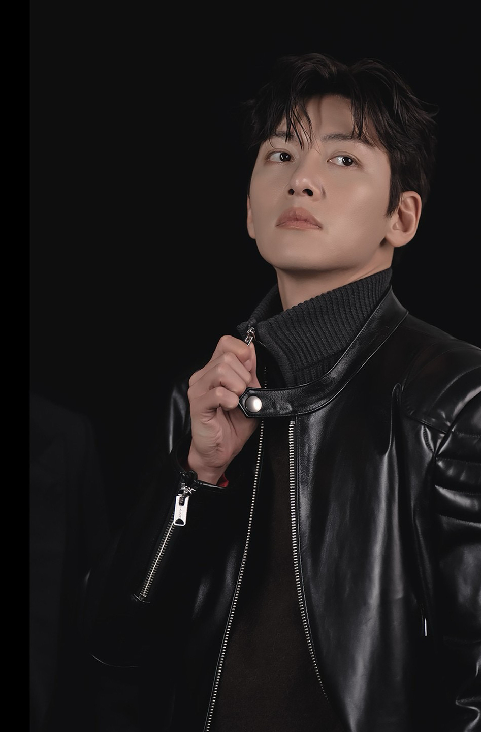 Behind-the-scenes cut of Ji Changwook