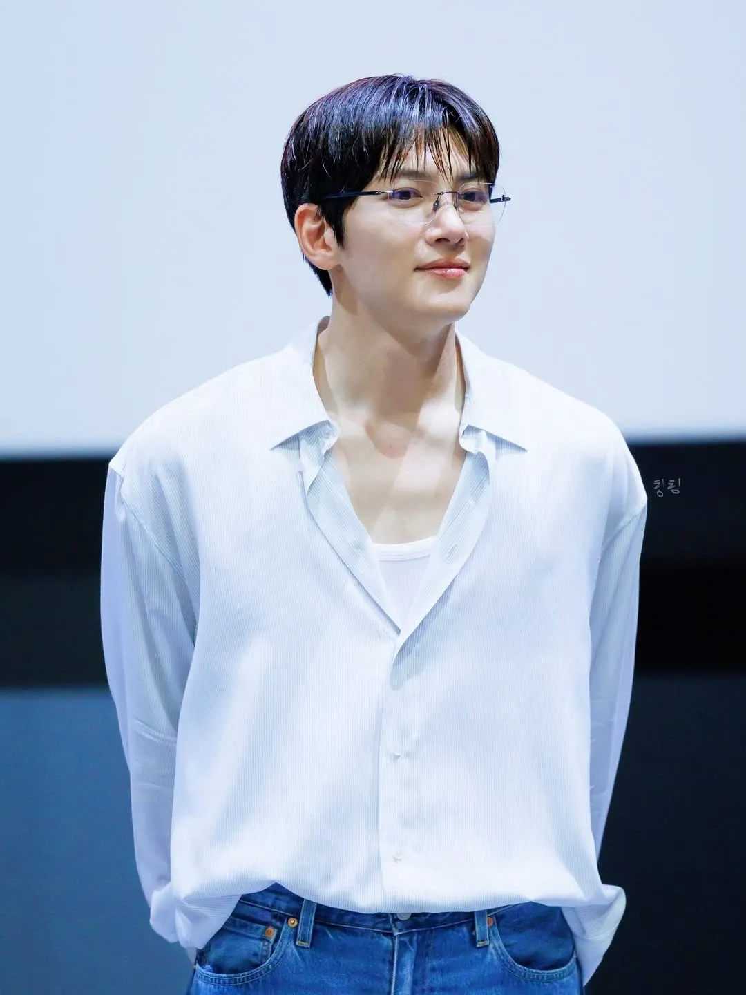 A moment captured by a fan of Ji Changwook