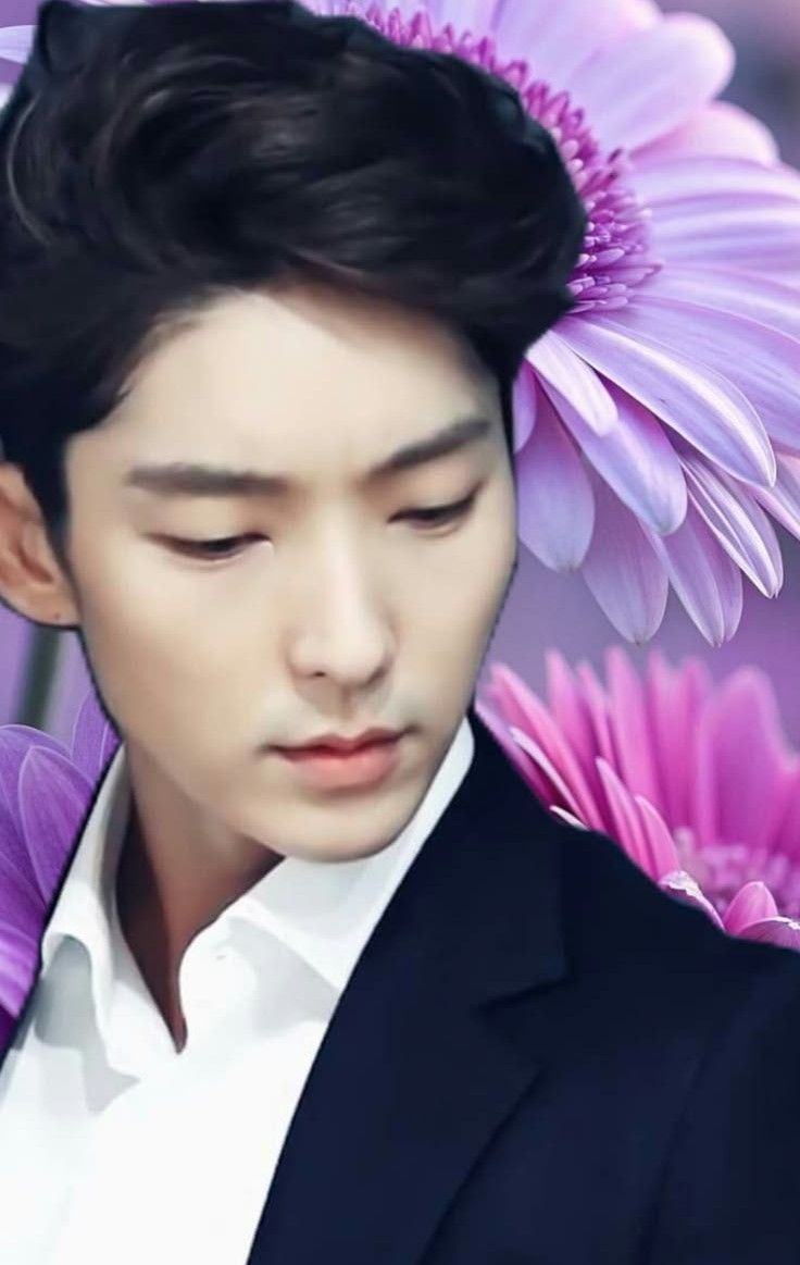 Recent activity shot of Lee Joongi