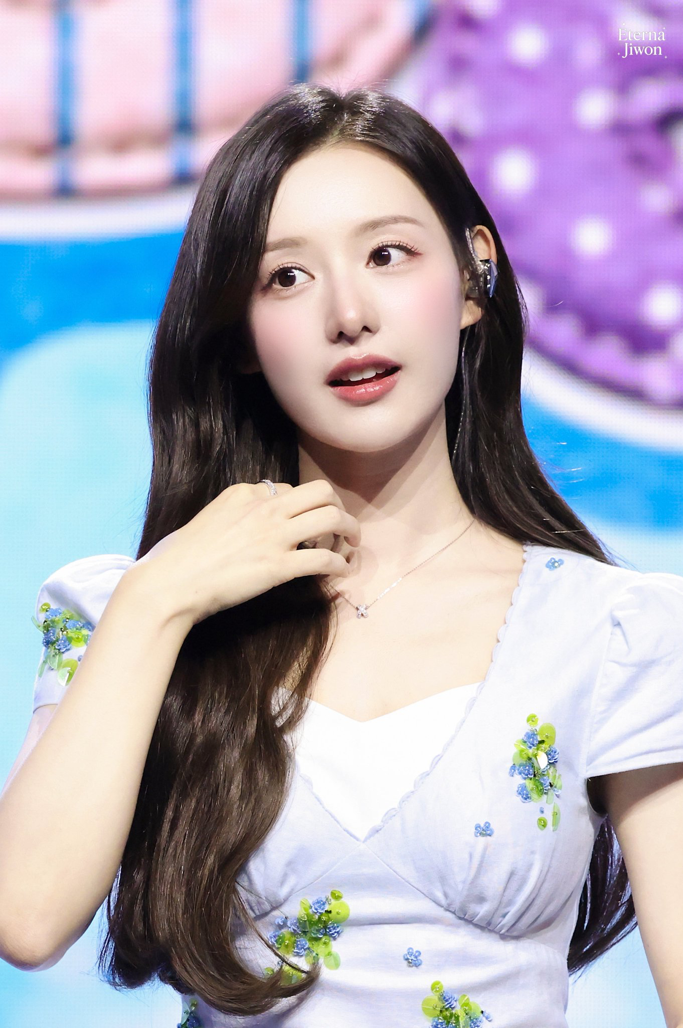 Recent activity shot of Kim Jiwon