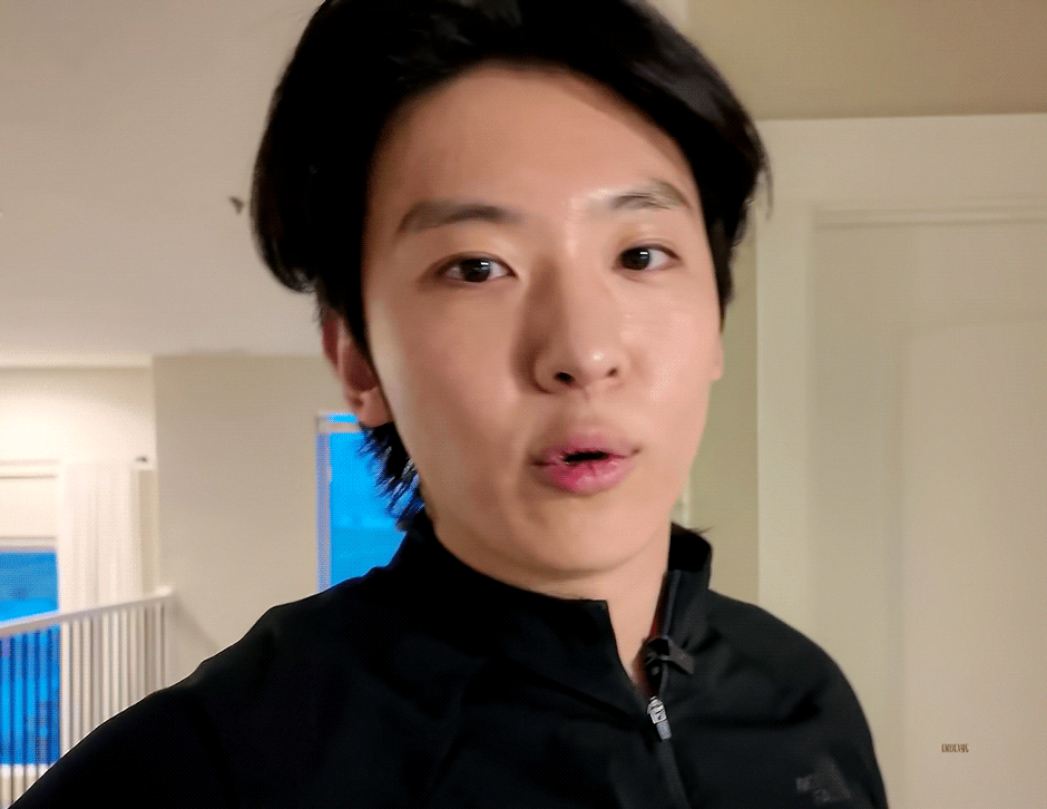 Behind-the-scenes cut of Dex