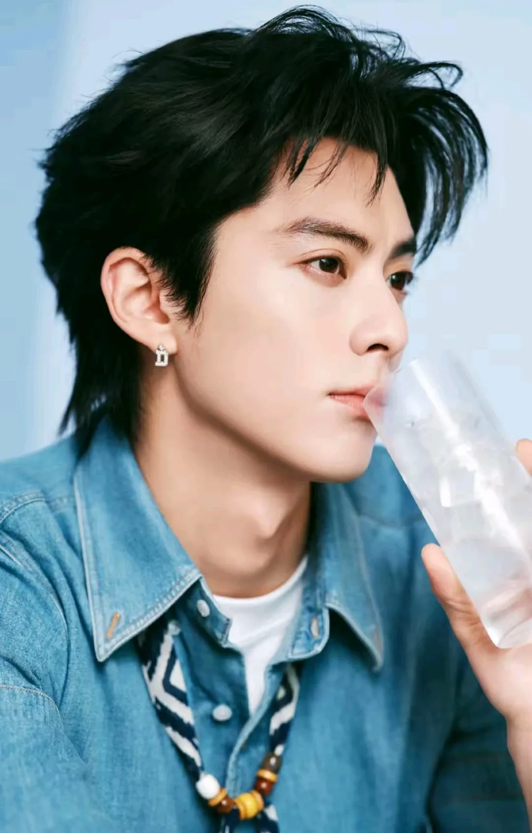 Latest photo of Dylan Wang