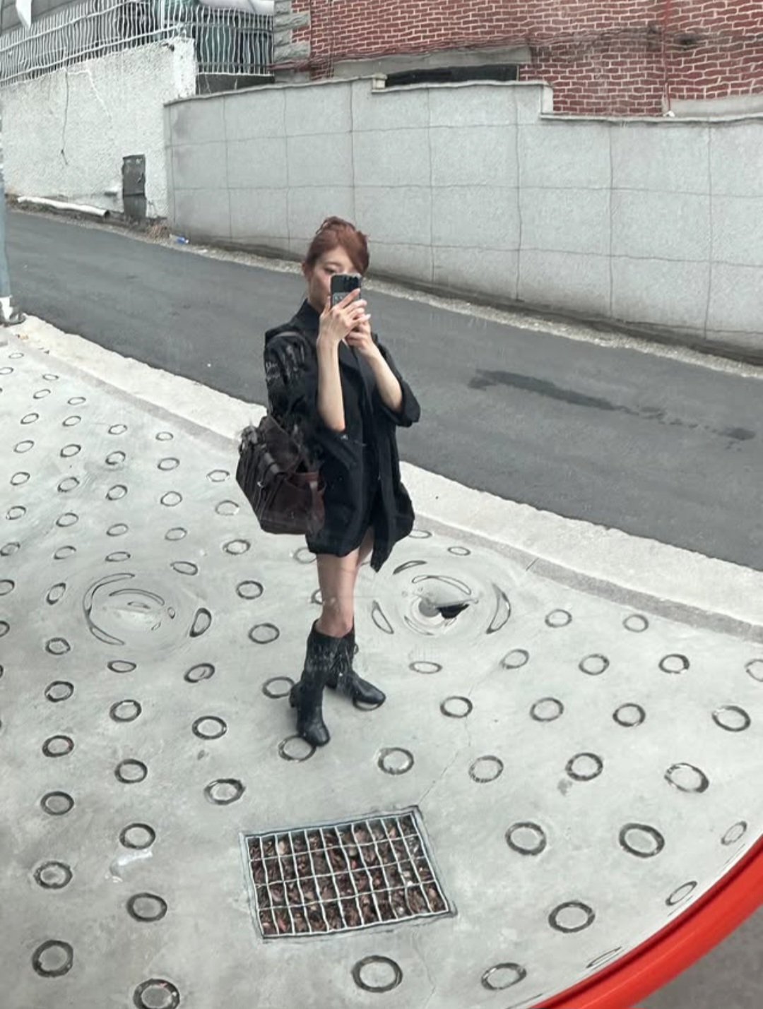 A moment captured by a fan of Lee Seyoung