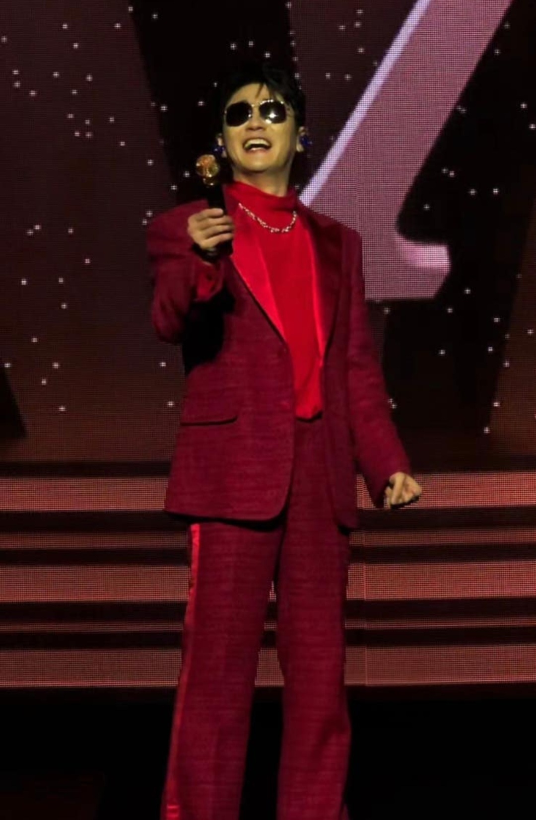 영탁의 비하인드 컷