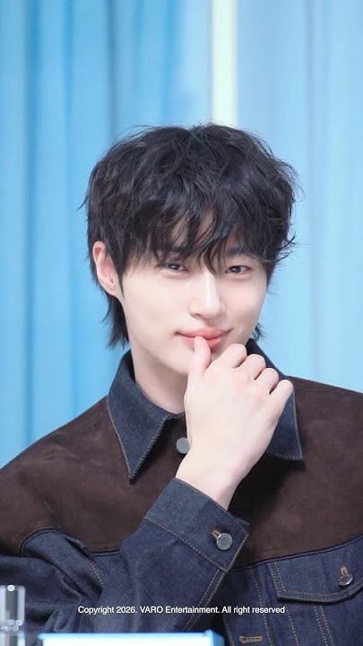 Behind-the-scenes cut of Byeon Wooseok
