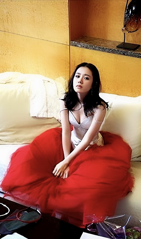 Cuplikan di balik layar dari Son Yejin