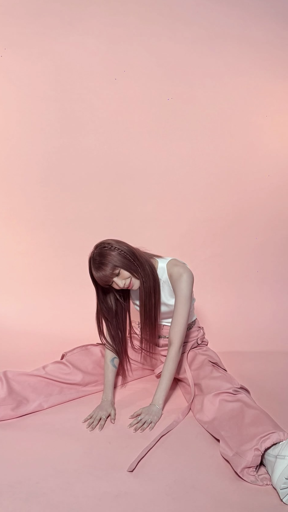 Emotional wallpaper shared by fans for BADA