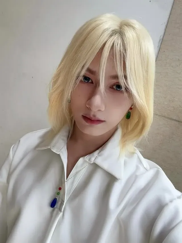 Behind-the-scenes cut of Wen Junhui