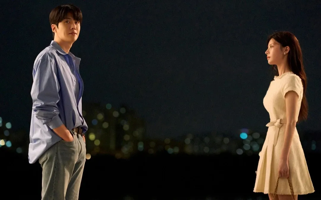 Behind-the-scenes cut of Kim Seonho