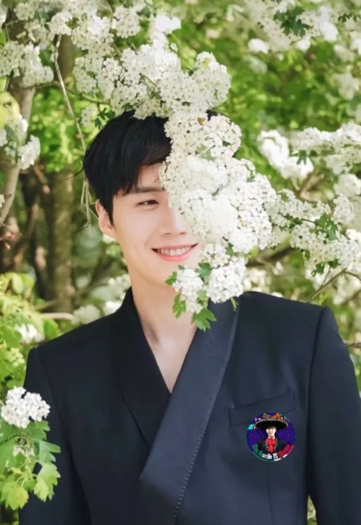 Behind-the-scenes cut of Kim Seonho