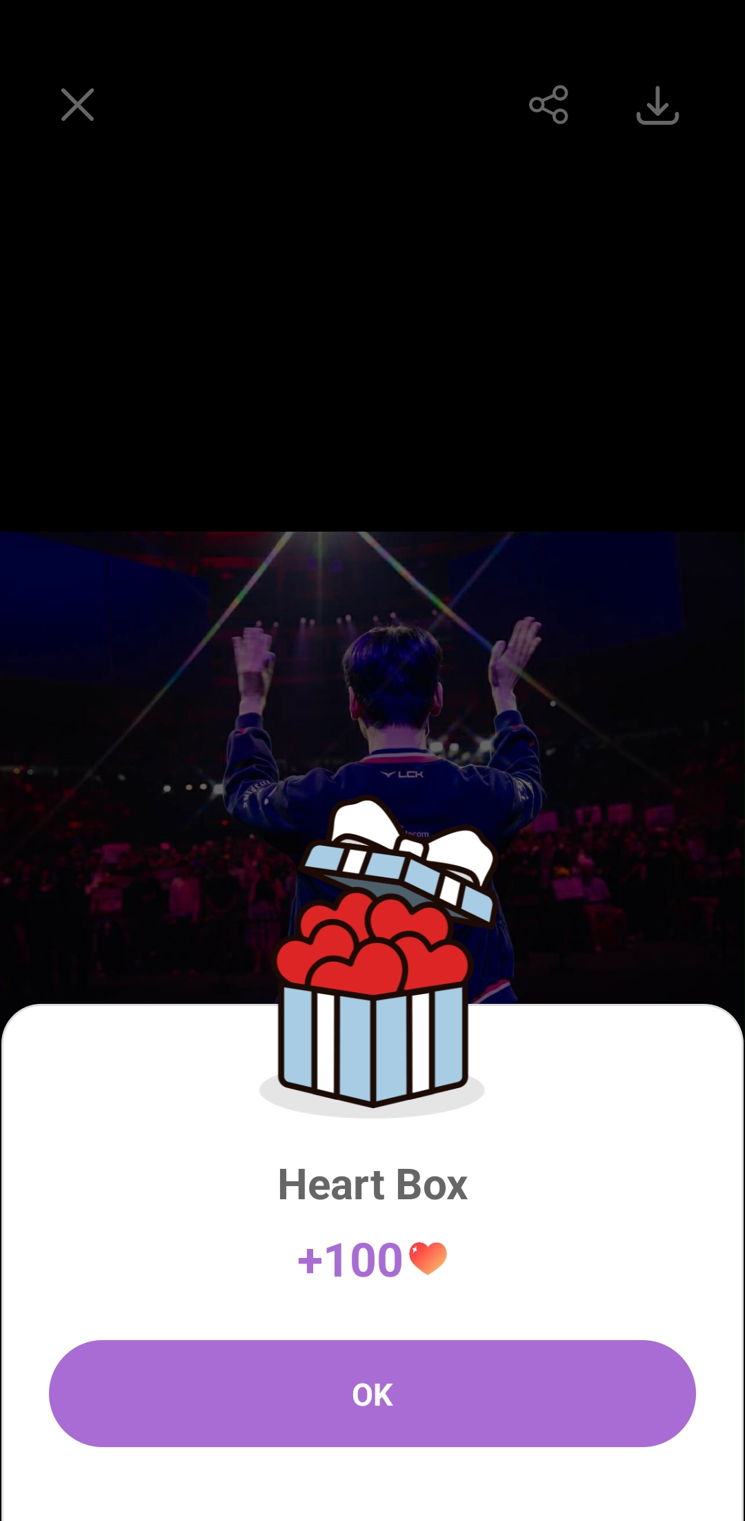 Emotional wallpaper shared by fans for Doran