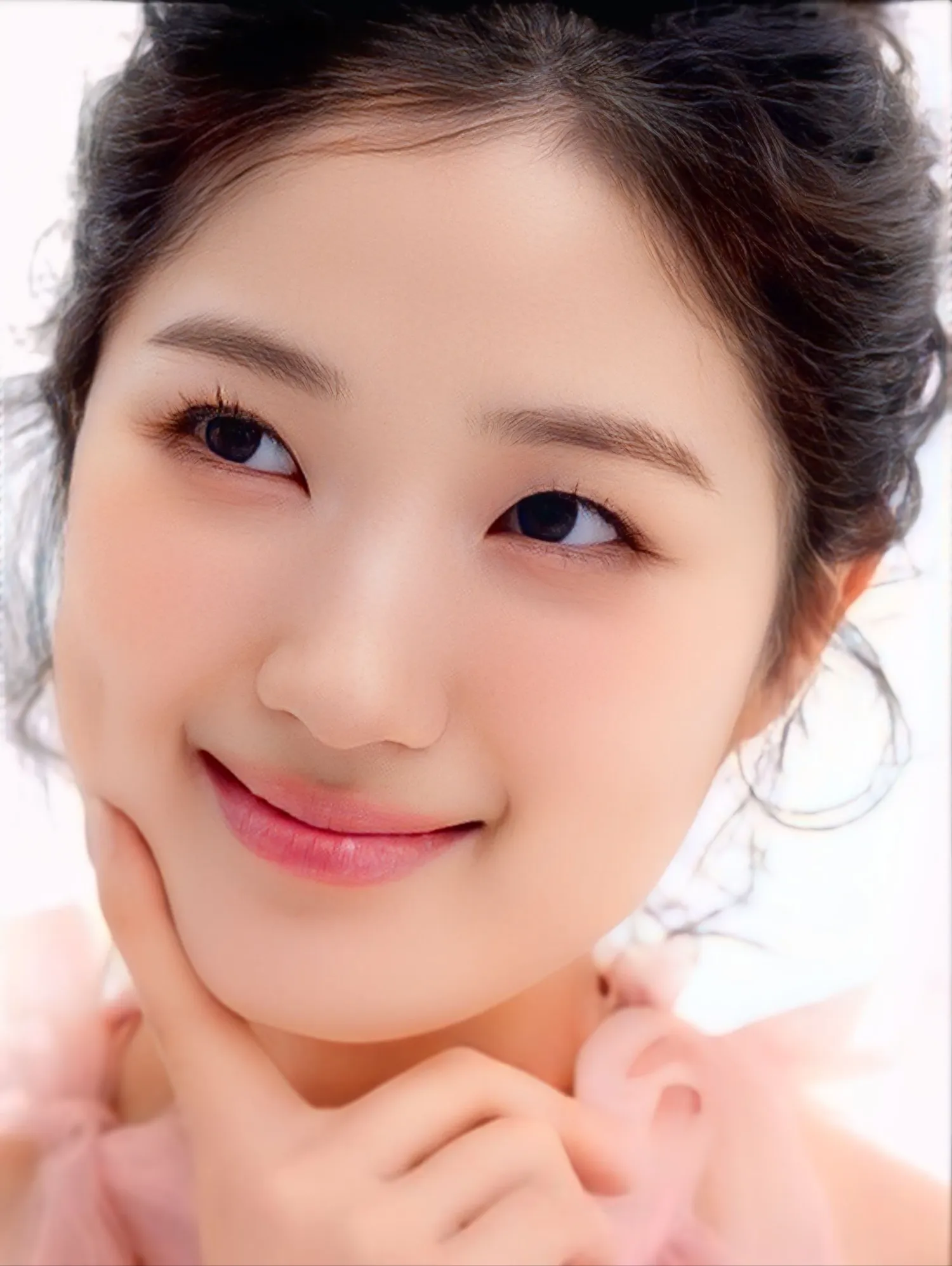Latest photo of Kim Hyeyoon