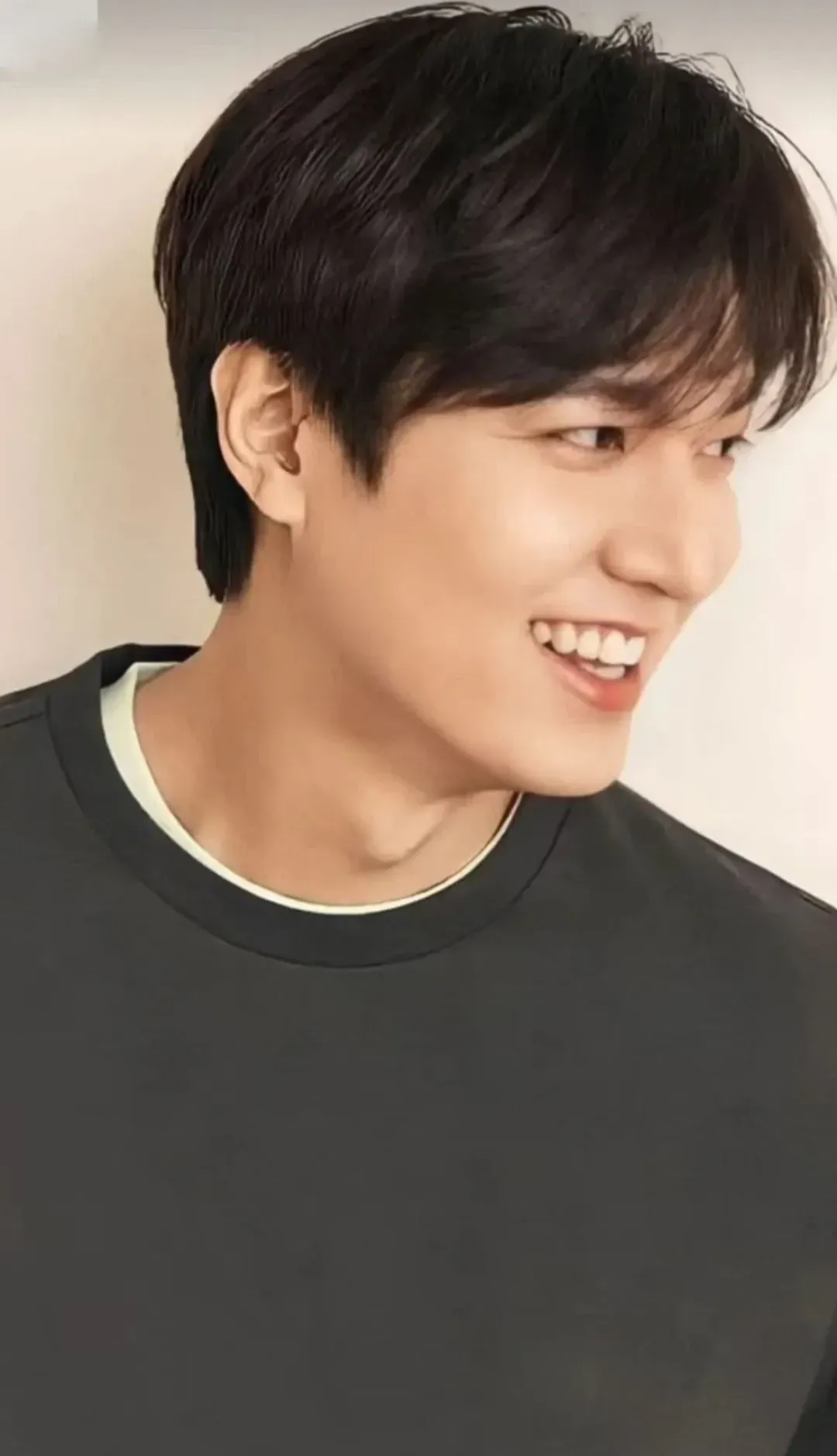 Behind-the-scenes cut of Lee Minho