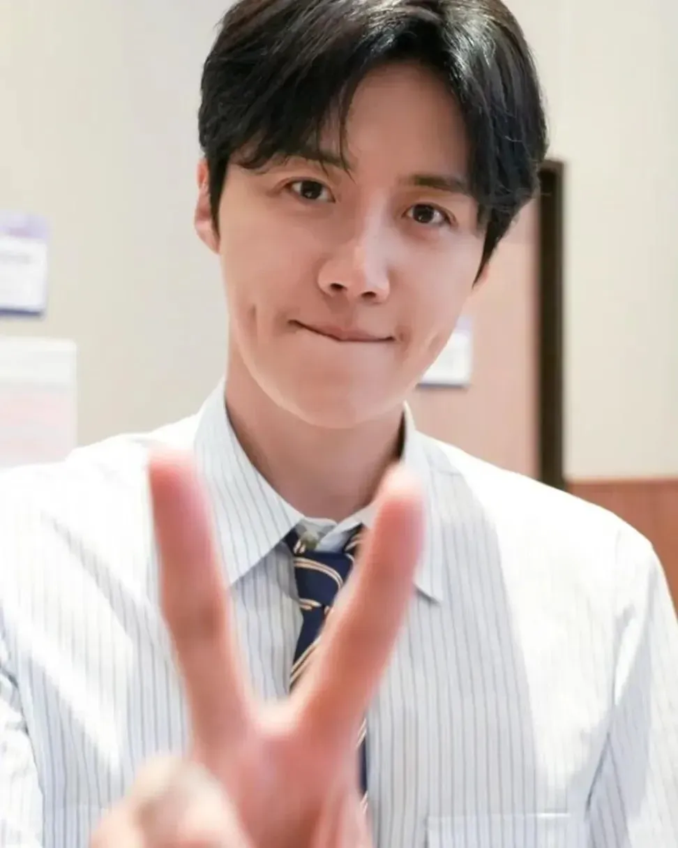 김선호의 최신 사진