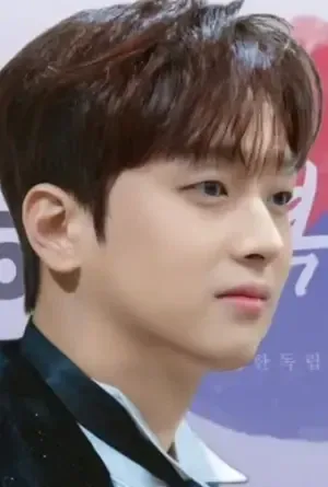 李灿元的幕后花絮