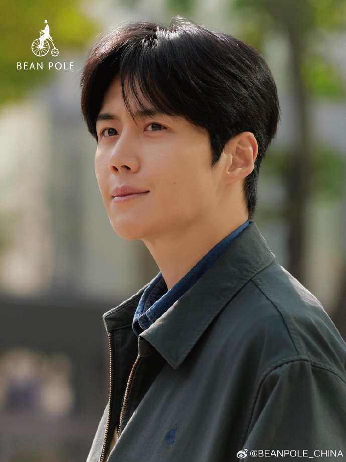 Behind-the-scenes cut of Kim Seonho