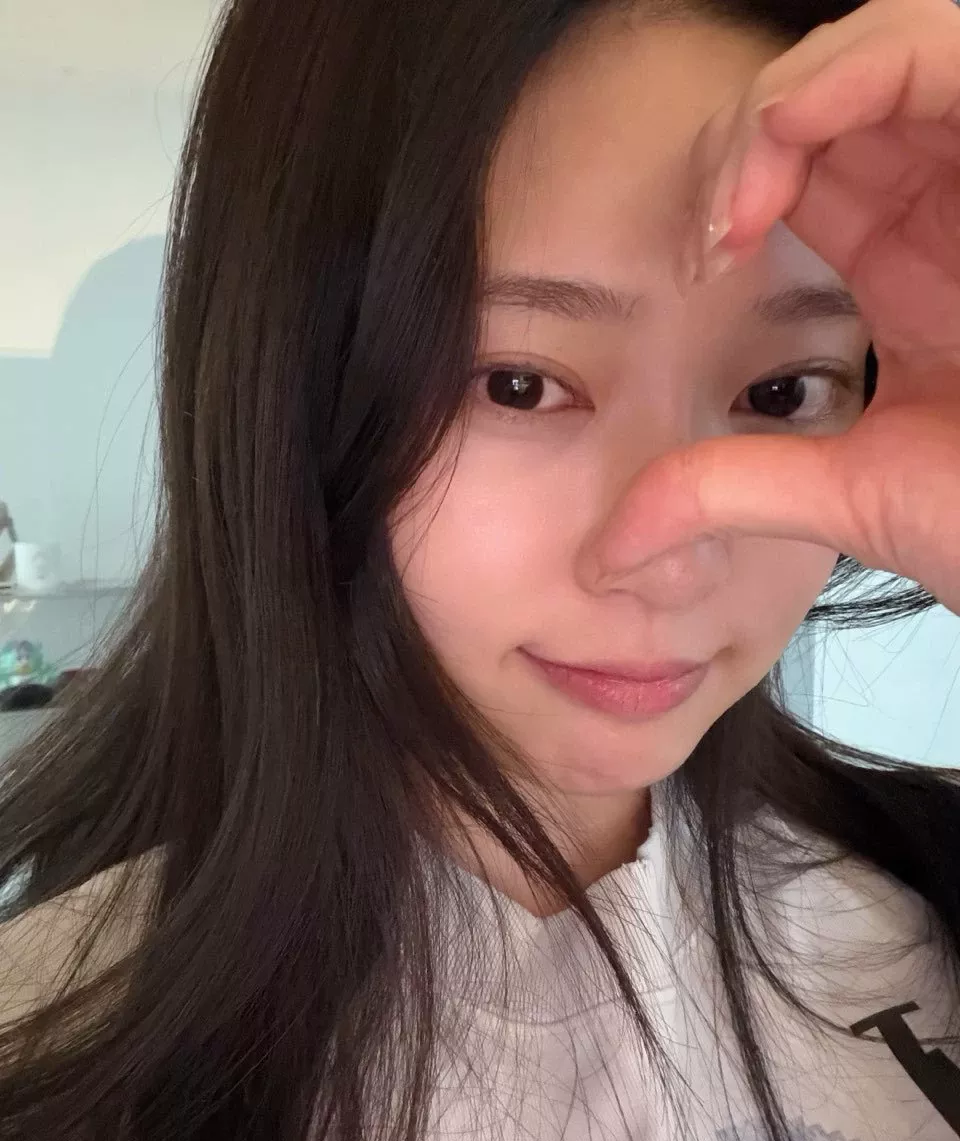 Recent activity shot of Kim Minju