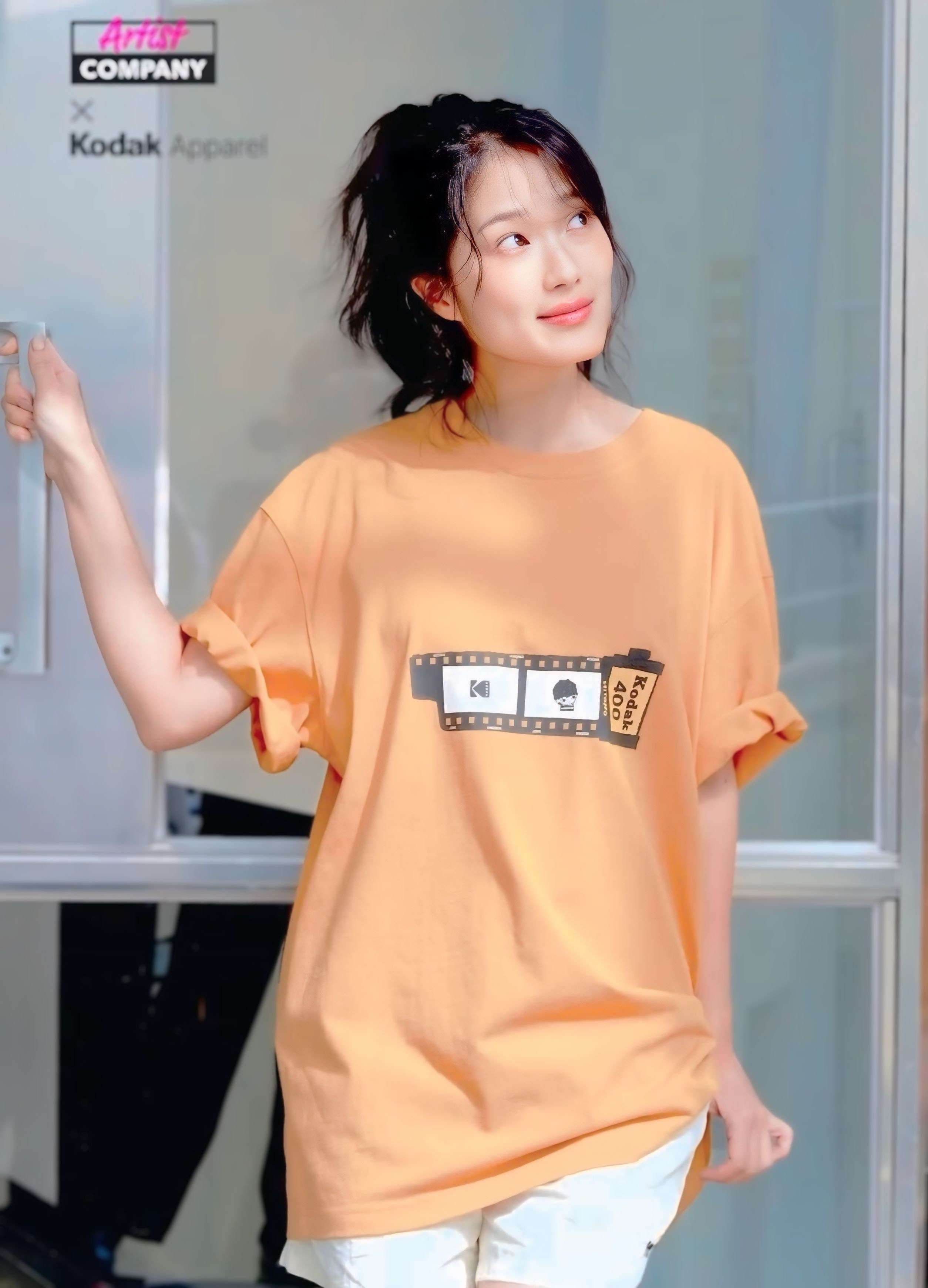 A moment captured by a fan of Kim Hyeyoon