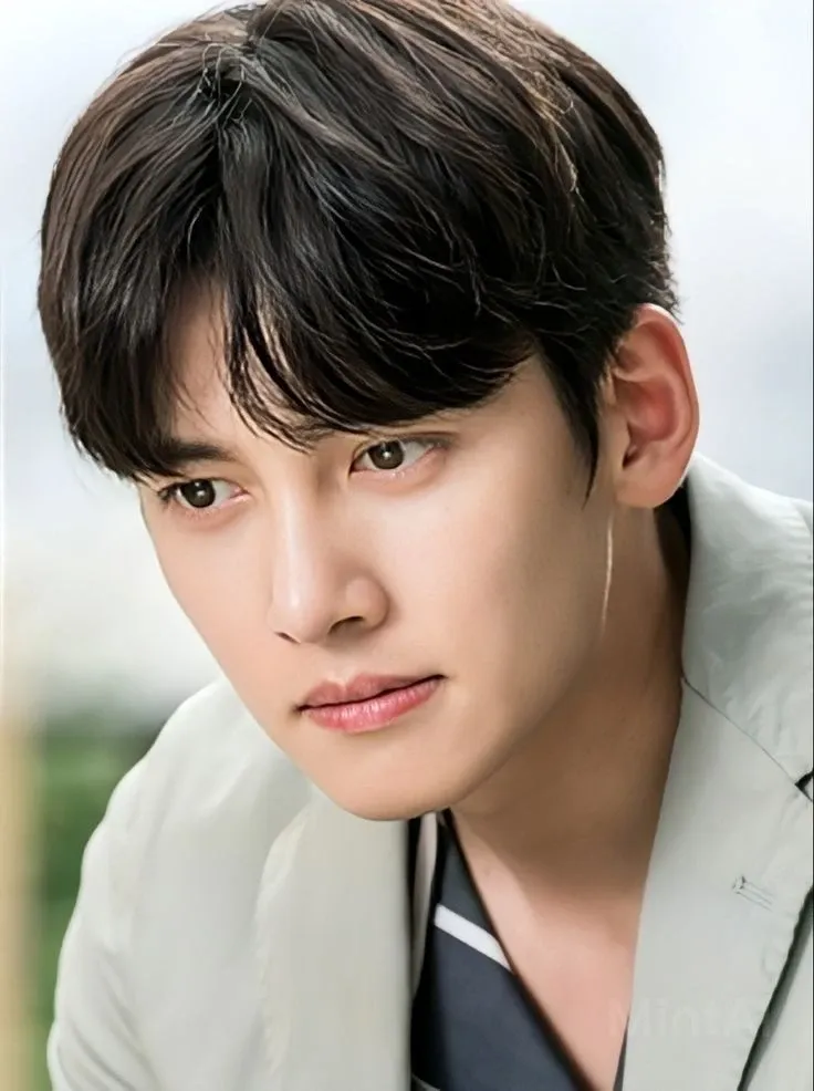 Recent activity shot of Ji Changwook