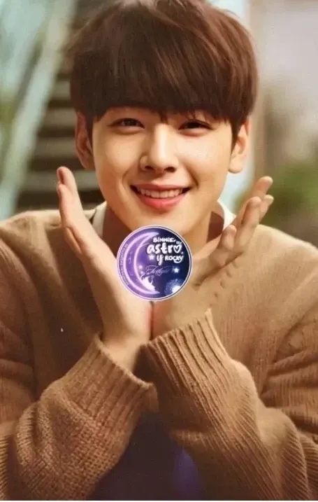 Latest photo of Cha Eunwoo