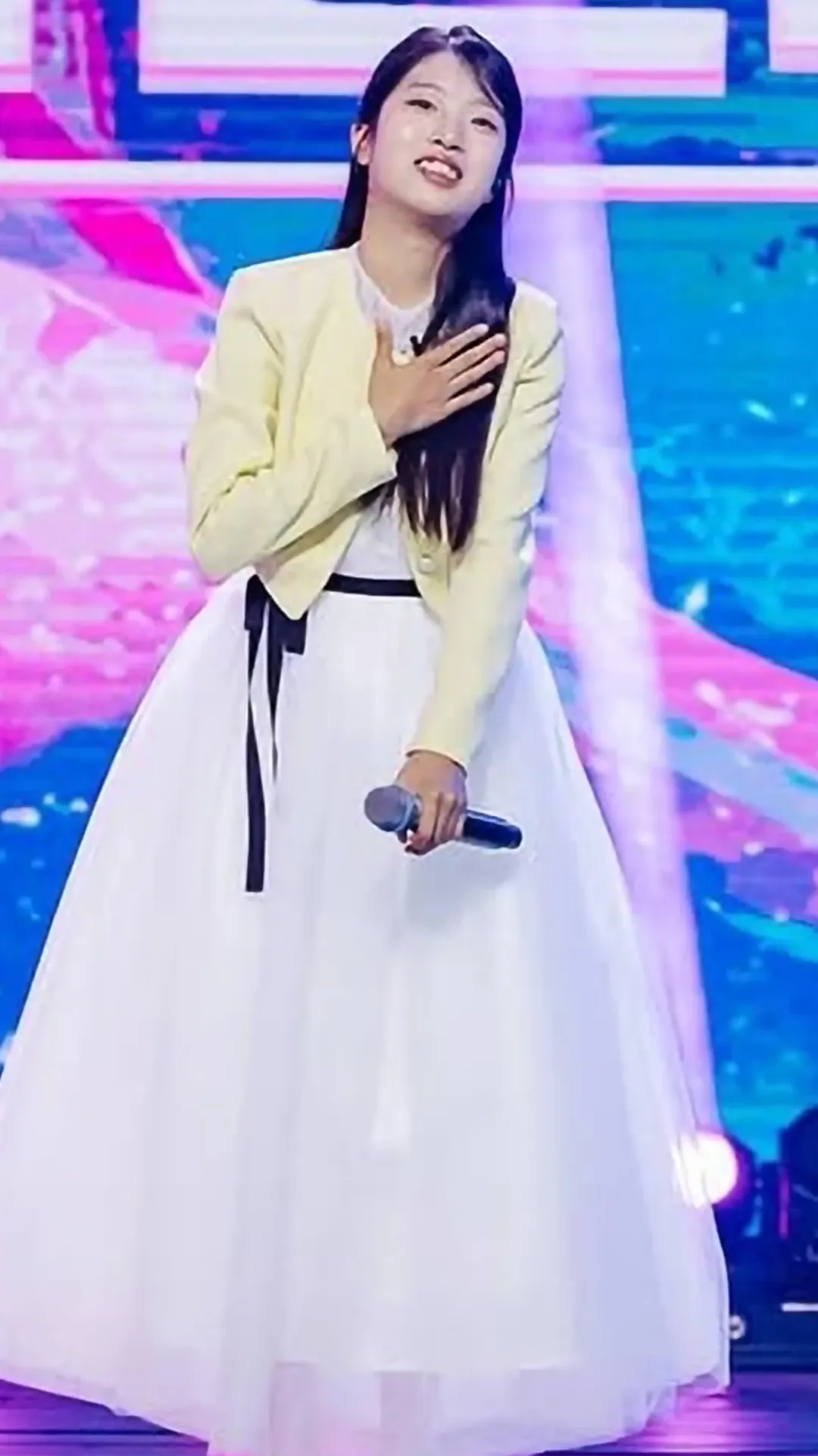 Representative background image loved by Bin Yeseo fandom