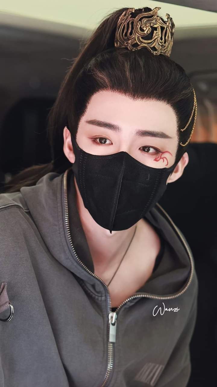 Emotional wallpaper shared by fans for Board