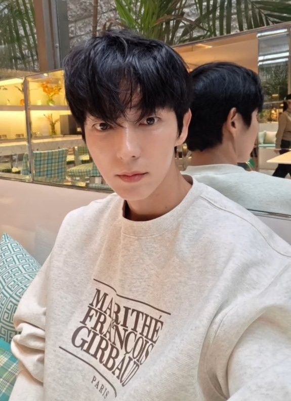 Latest photo of Lee Joongi