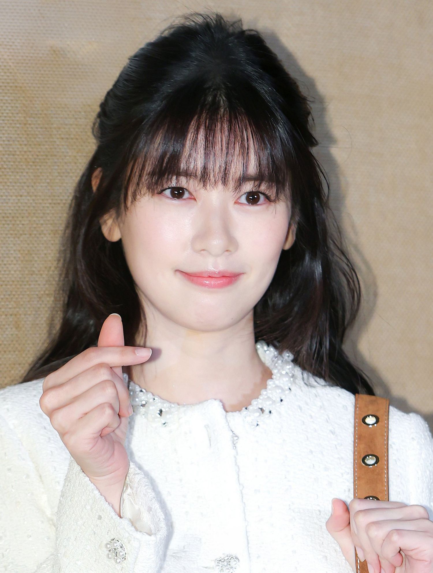 Popular celeb content trending in the community