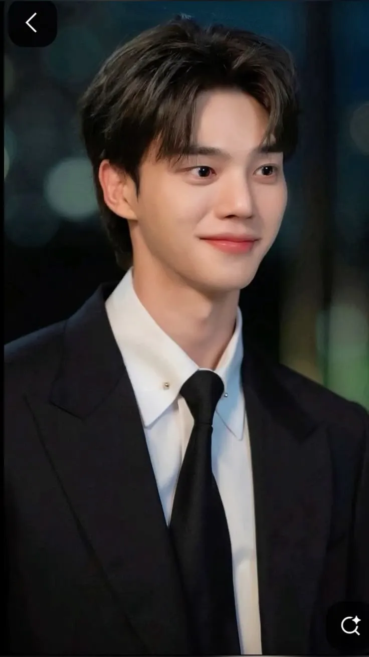 Recent activity shot of Song Kang