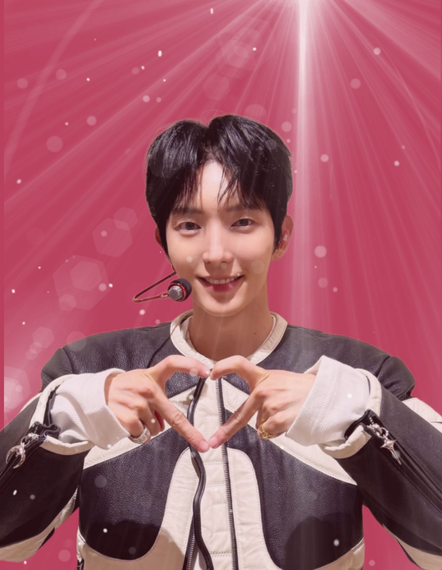 Behind-the-scenes cut of Lee Joongi