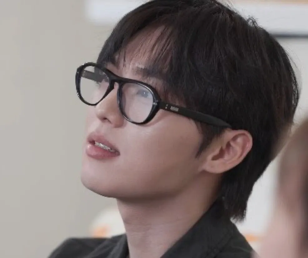 Recent activity shot of Choi Hyunwook