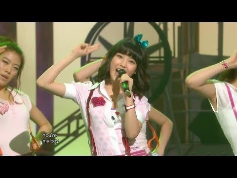 Foto kegiatan terbaru dari IU