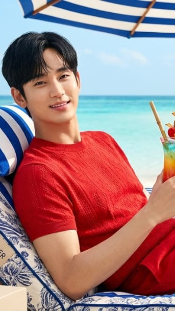 Behind-the-scenes cut of Kim Soohyun