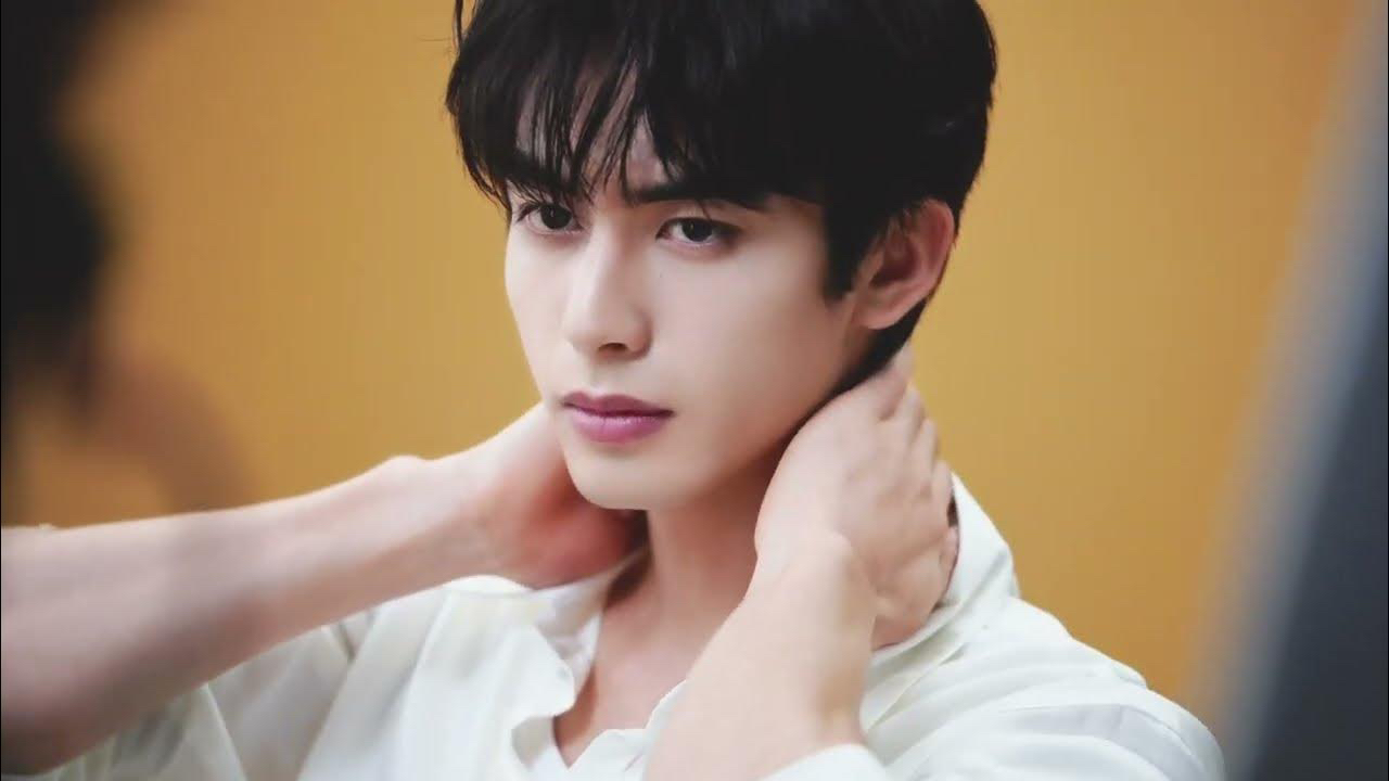 A moment captured by a fan of Song WeiLong
